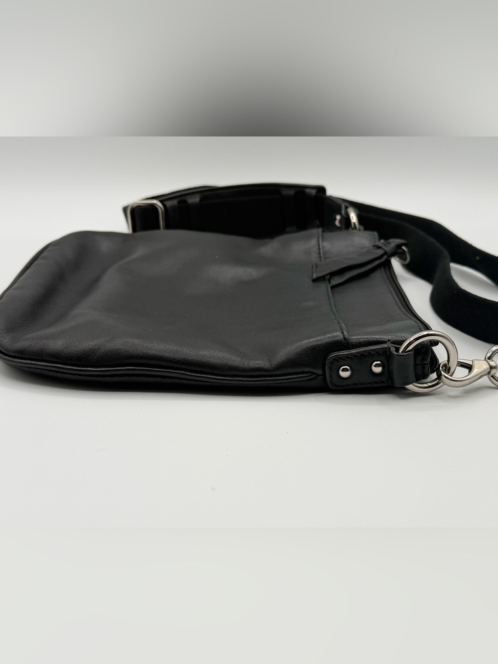 Coach Black Leather Adjustable Zip Closure Crossbody Bag #L0826-42585 - Picture 7 of 15